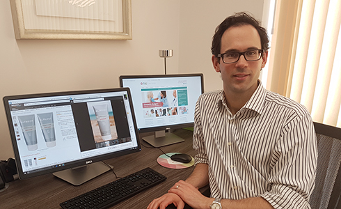 Consultant Dermatologist, Dr Andrew Birnie Develops 5* Rated Sunscreen 